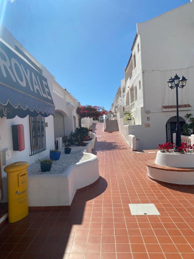 Los Cristianos Port Royal New Aparthotel Екстериор снимка